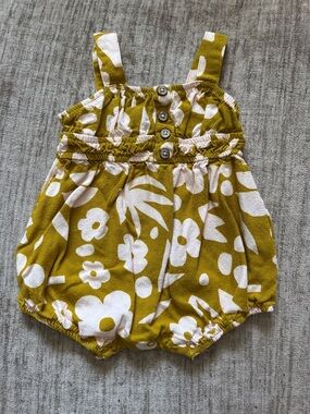 Volcom Olive & Cream Floral Baby Romper NWOT